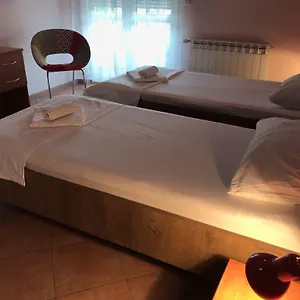  Gostinjska kuća Ivo